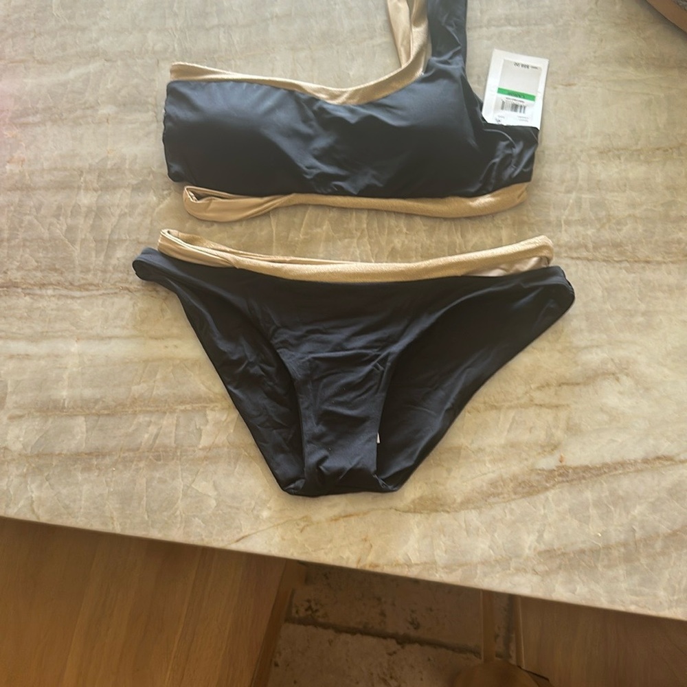 Chic Black and Gold Bikini Swimwear
